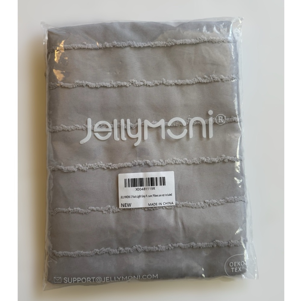 Jellymoni New Sealed 2 Pack Light Gray Tufted Fringe Pillowcases